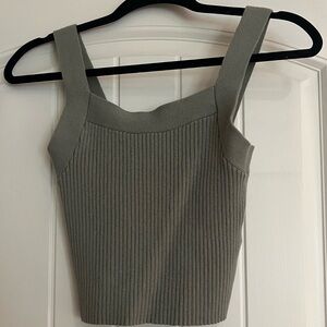 Abercrombie Cropped Kit Tank